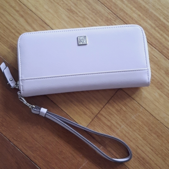 Anne Klein wristlet NWOT - Picture 1 of 5